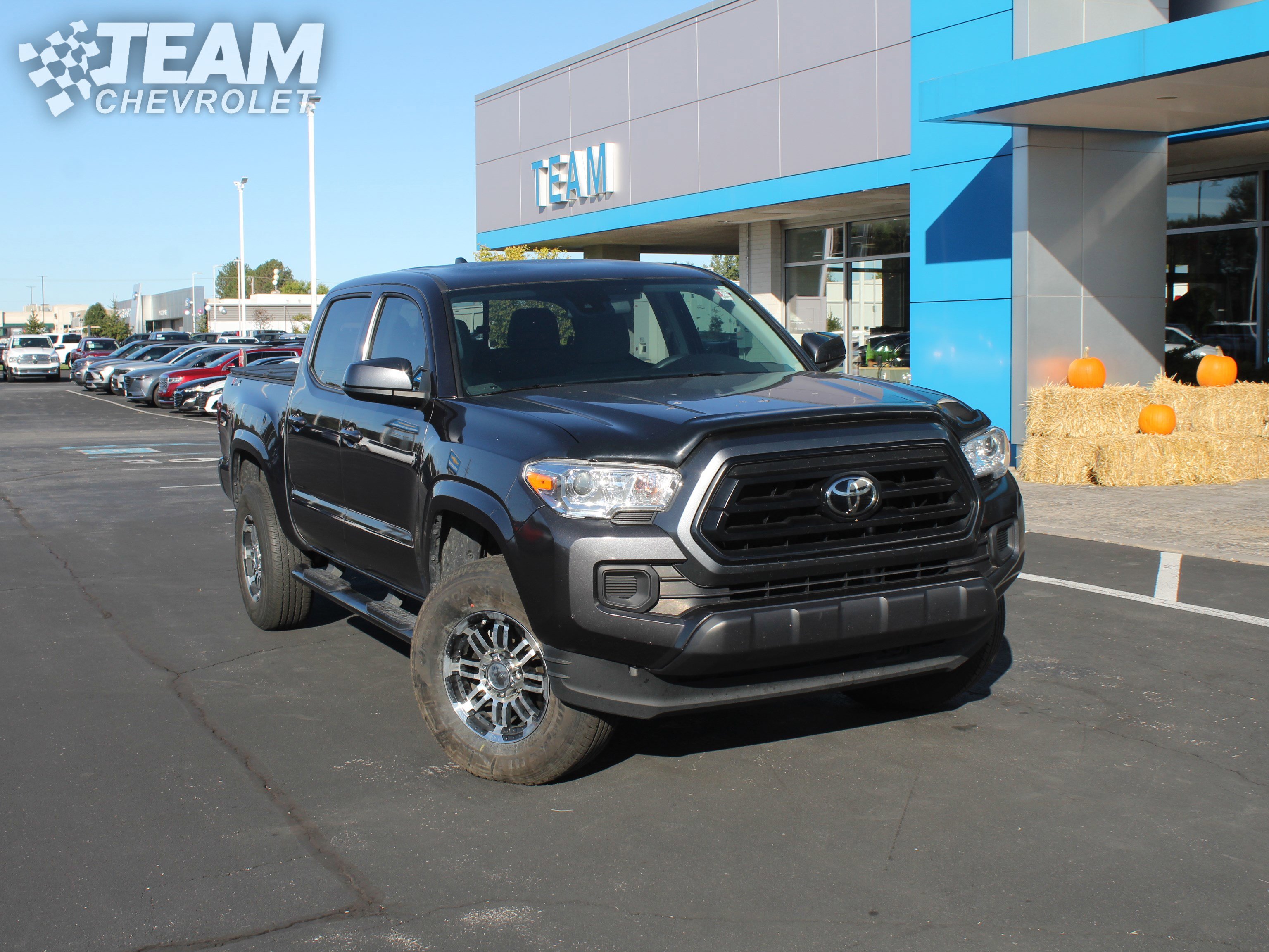 2021 Toyota Tacoma SR photo 2