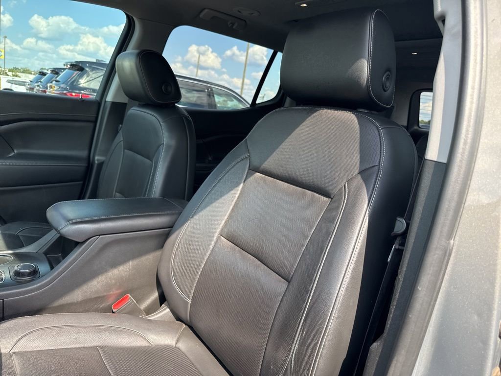 2019 Gmc Acadia SLT photo 13