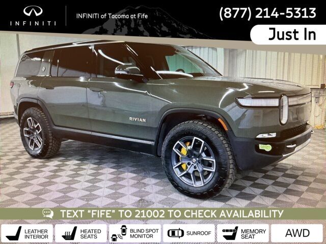 2023 Rivian R1S Adventure's photo