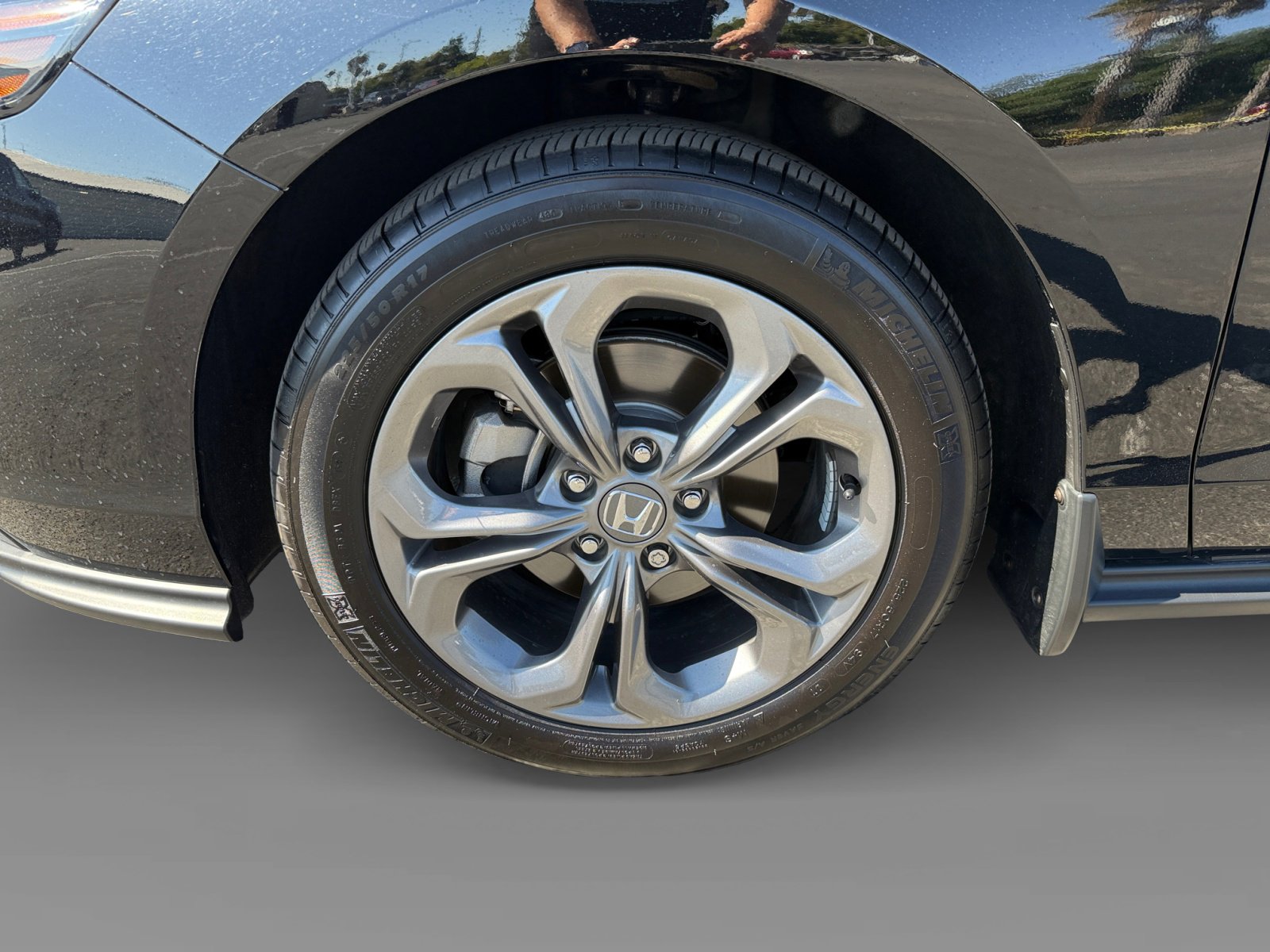 2024 Honda Accord EX photo 9