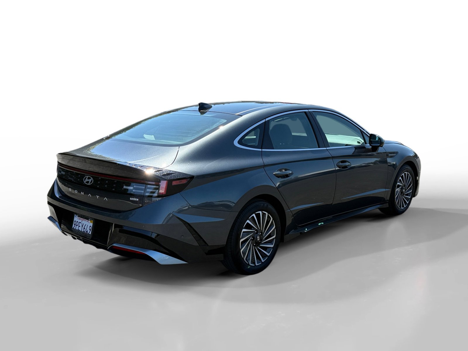 2025 Hyundai Sonata Hybrid Limited photo 5