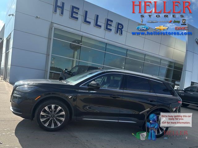 2022 Lincoln Corsair Reserve's photo