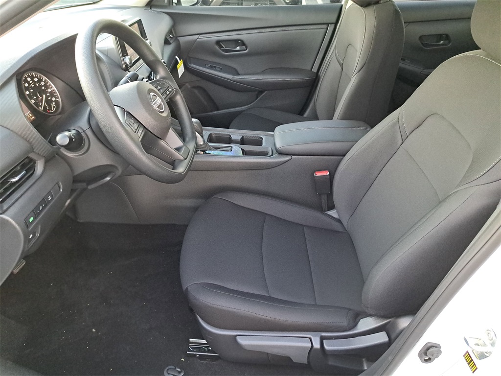 2025 Nissan Sentra S photo 18