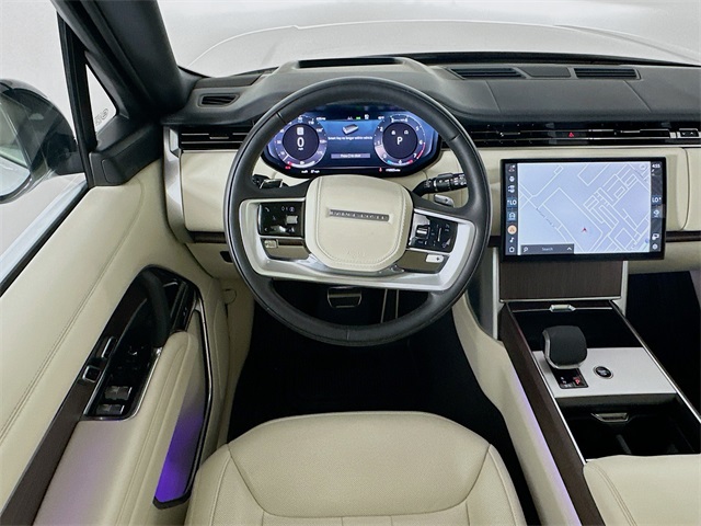 2025 Land Rover Range Rover SE photo 21