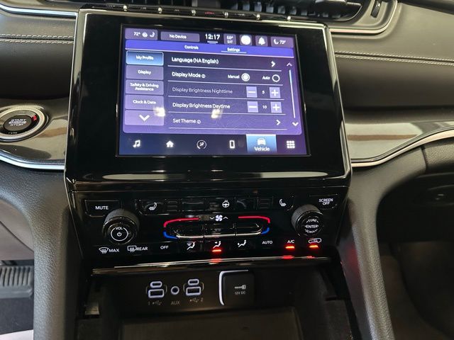 2022 Jeep Grand Cherokee Altitude photo 15