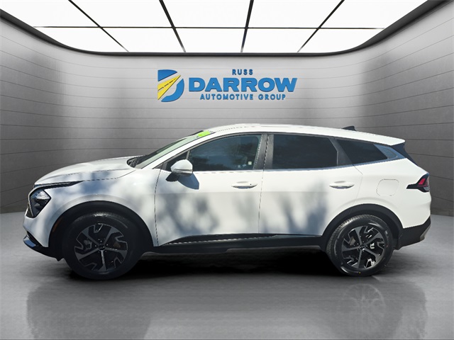 2023 Kia Sportage EX photo 2