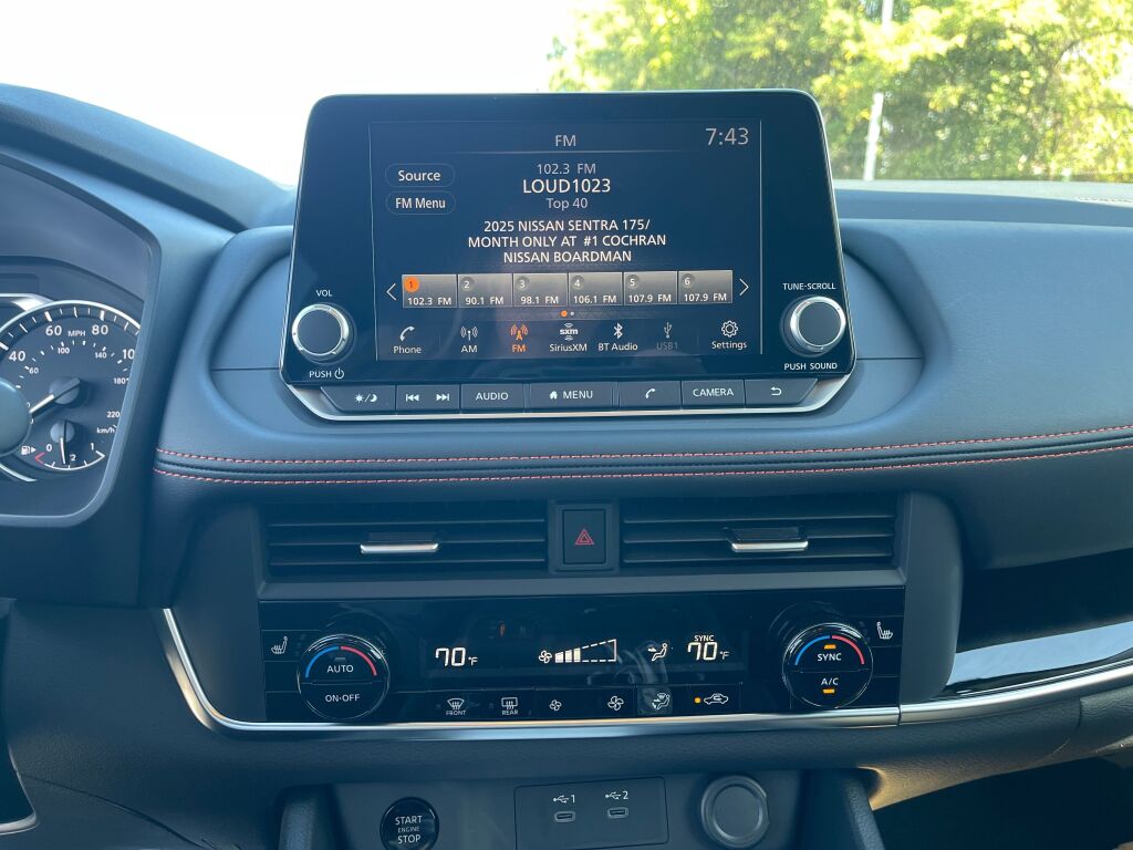 2026 Nissan Rogue SV photo 7