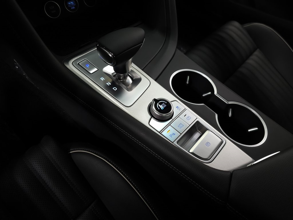 2026 Genesis G70 2.5T Prestige AWD photo 27