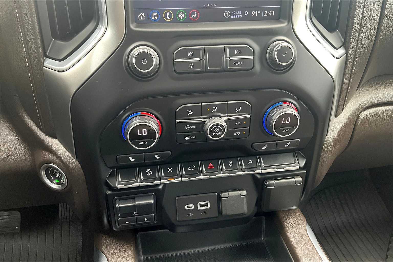 2021 Chevrolet Silverado 1500 RST photo 30