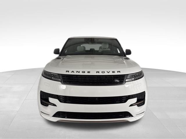 2025 Land Rover Range Rover Sport SE photo 3