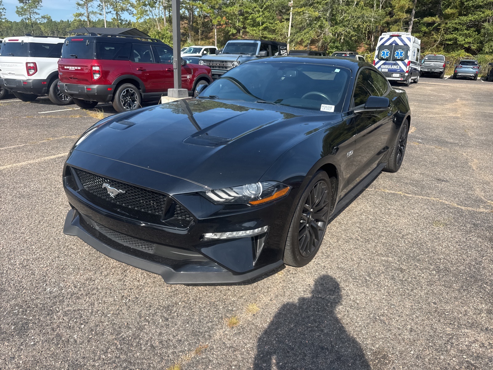 2018 Ford Mustang GT Premium photo 2
