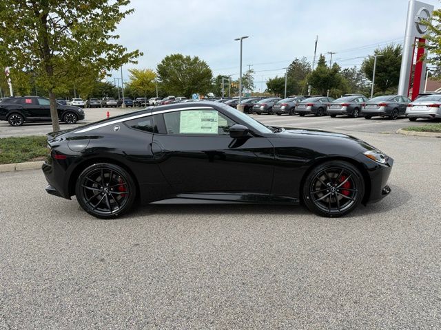 2025 Nissan Z Performance photo 4