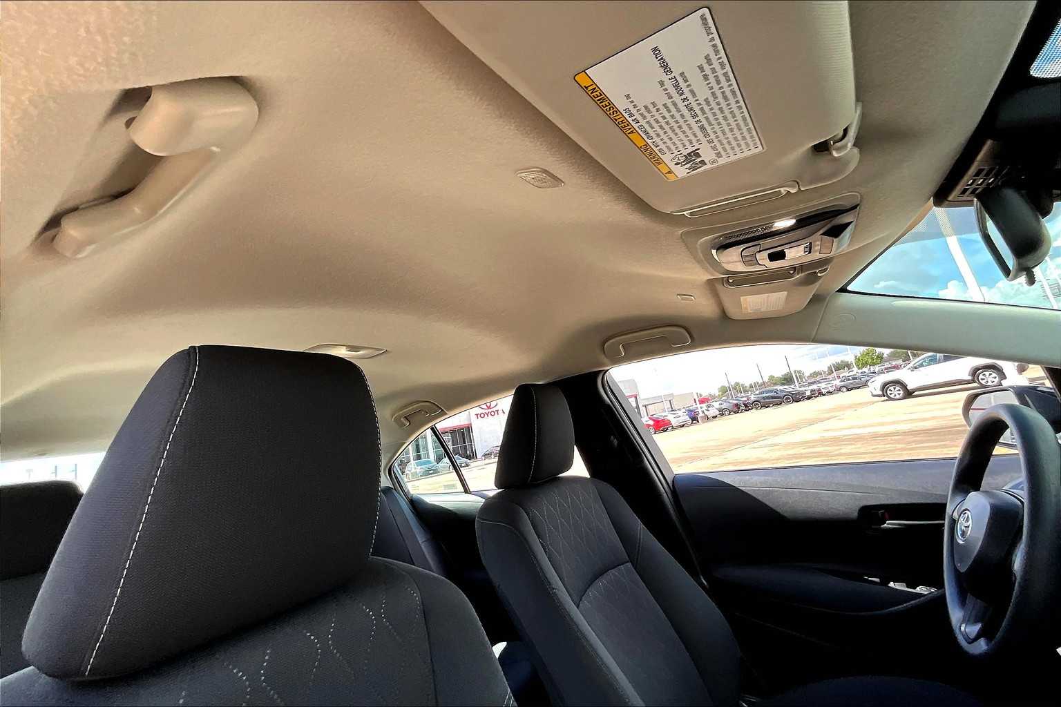2024 Toyota Corolla LE photo 12