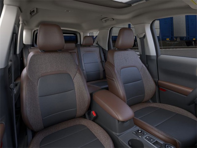 2025 Ford Bronco Sport Outer Banks photo 4