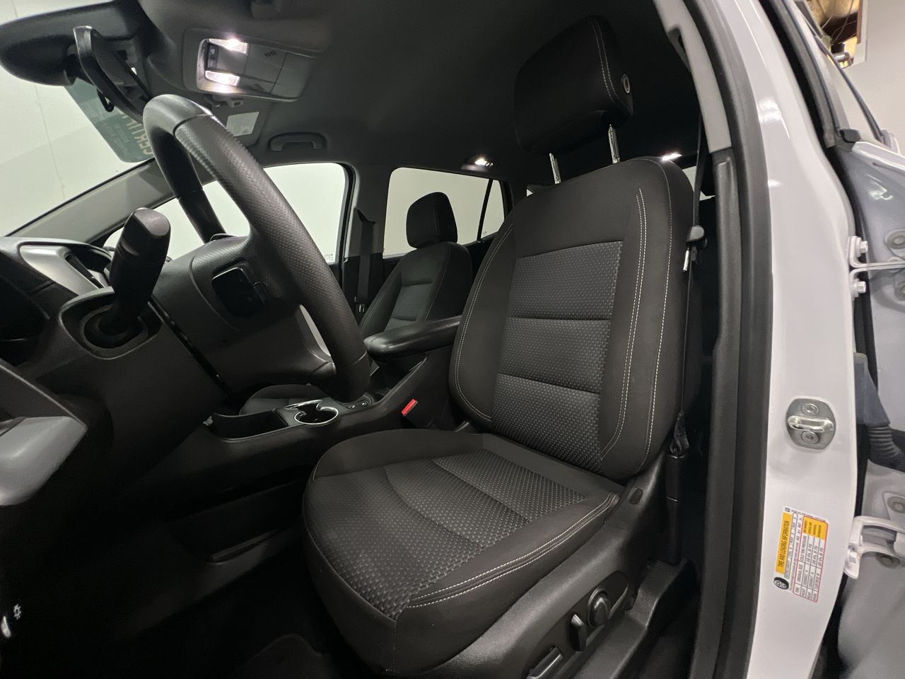 2022 Gmc Terrain SLE photo 18