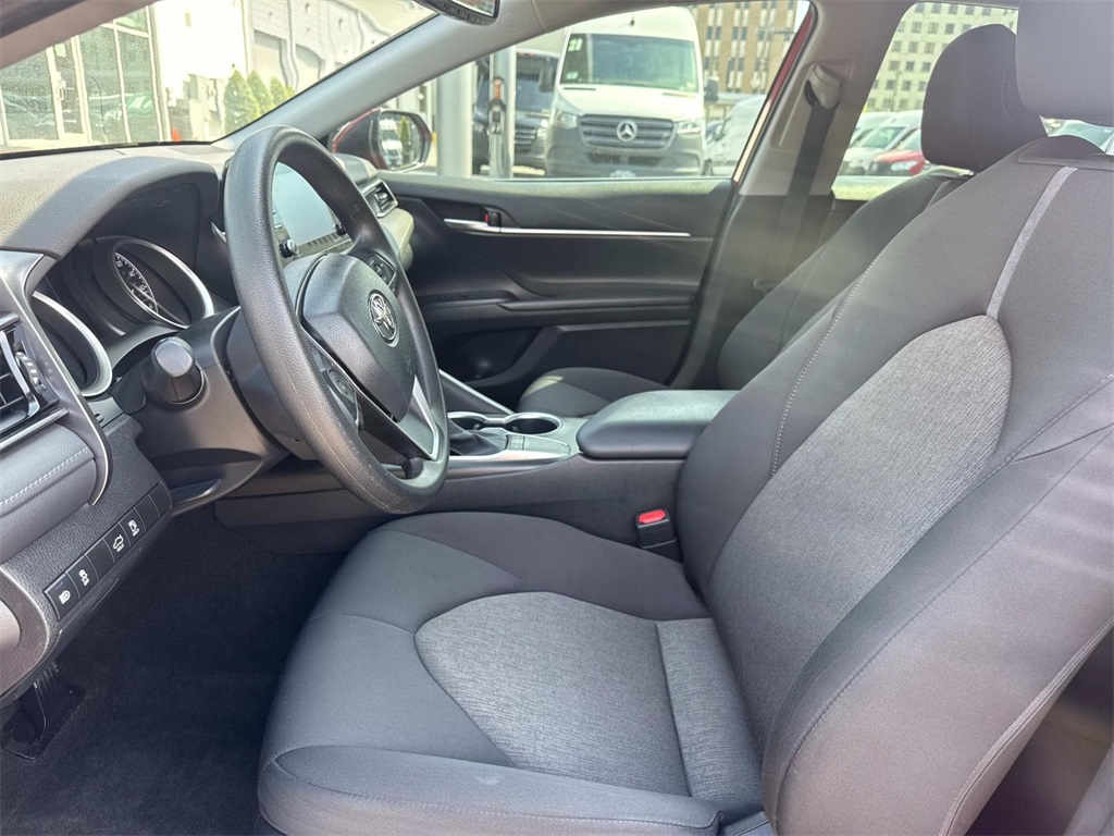 2023 Toyota Camry LE photo 2