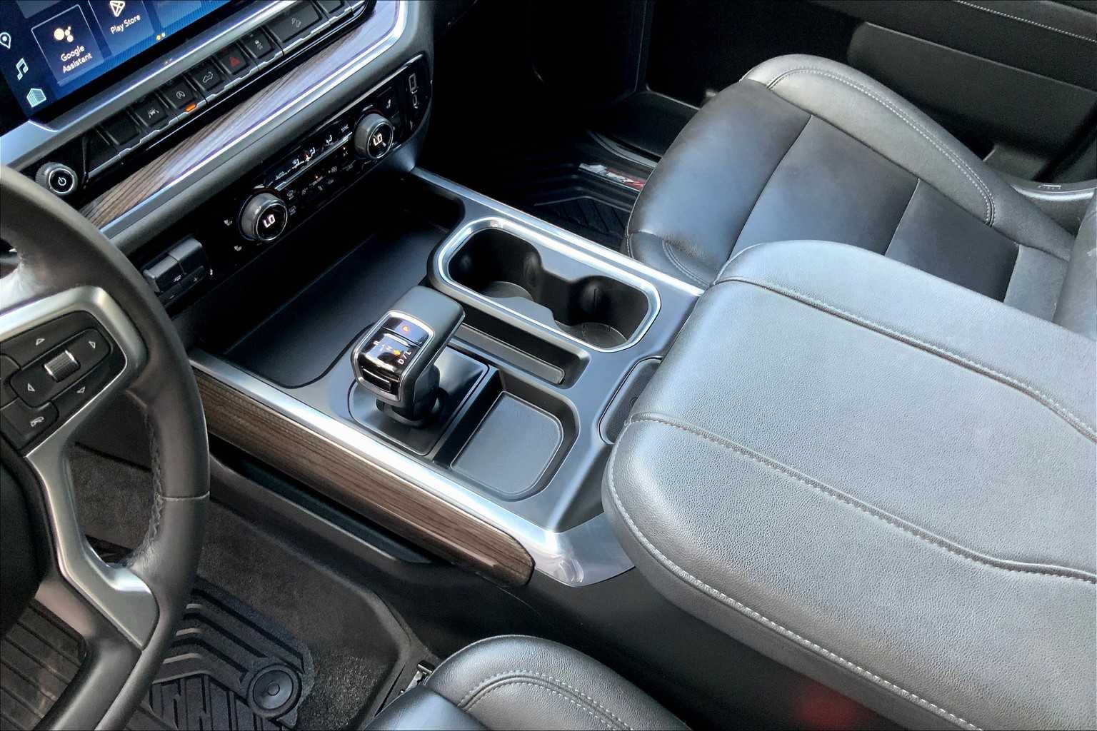 2023 Chevrolet Silverado 1500 RST photo 16