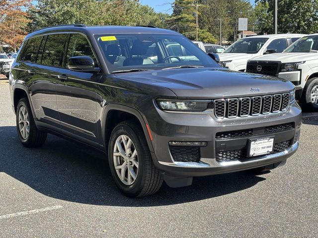 2022 Jeep Grand Cherokee Limited photo 3