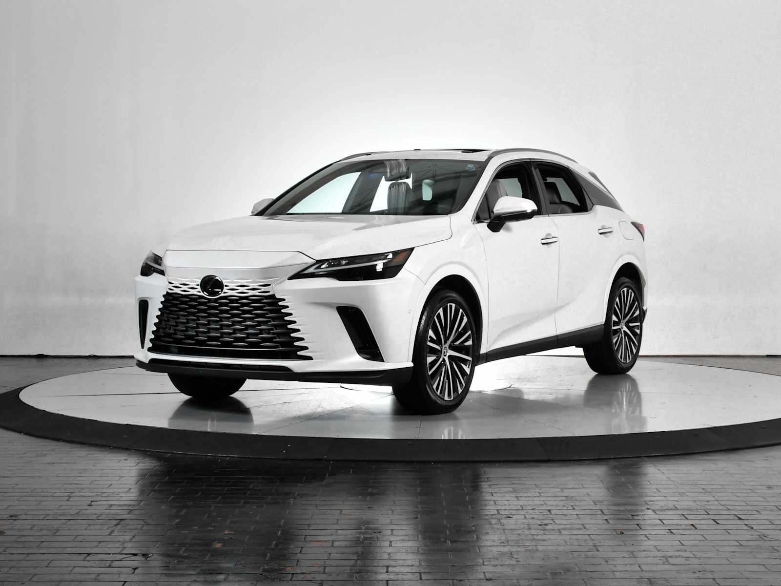 2024 Lexus RX 350's photo