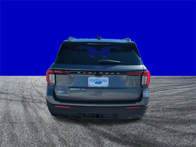2026 Ford Explorer photo 3