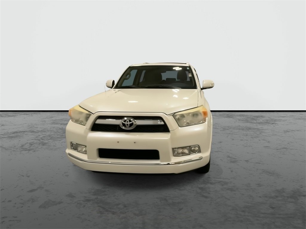 2013 Toyota 4Runner SR5 photo 3