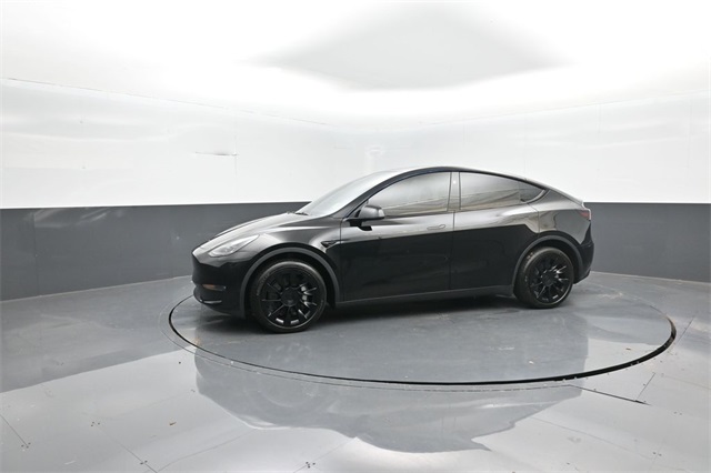 2023 Tesla Model Y Long Range photo 2