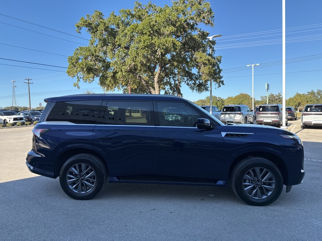 2025 Infiniti QX80 Pure photo 4