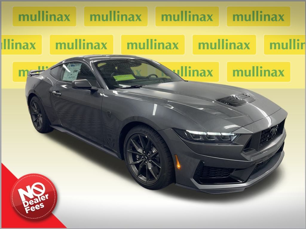 2025 Ford Mustang Dark Horse's photo