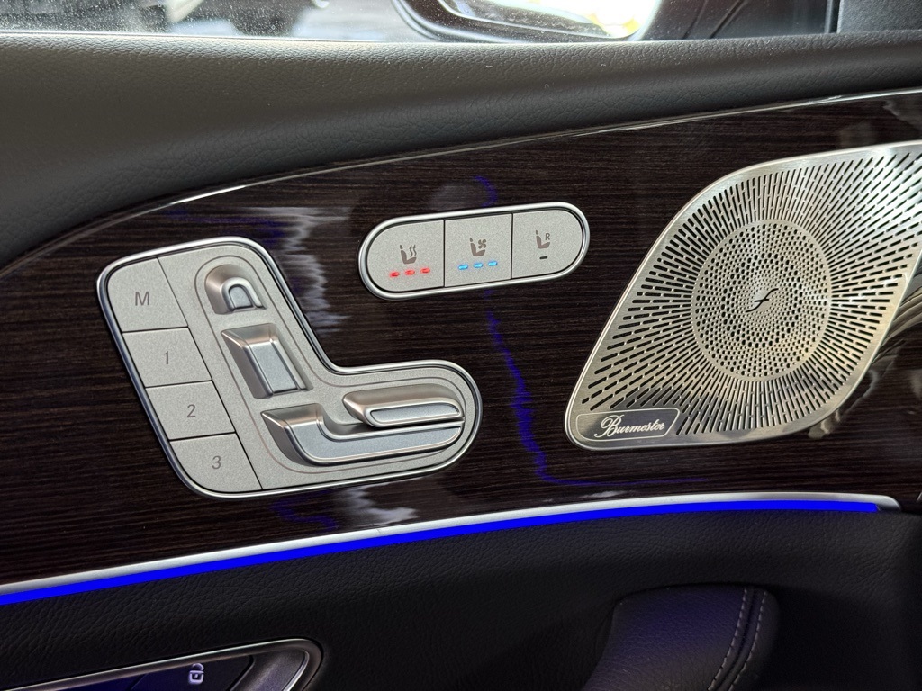 2026 Mercedes Benz GLE 450 4MATIC photo 3