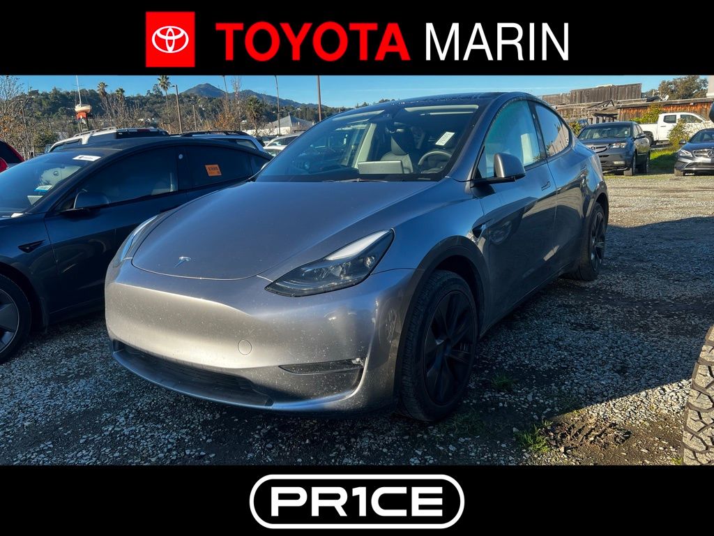 2024 Tesla Model Y Long Range's photo