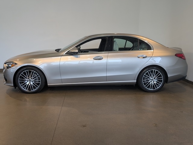 2022 Mercedes Benz C 300 4MATIC photo 3