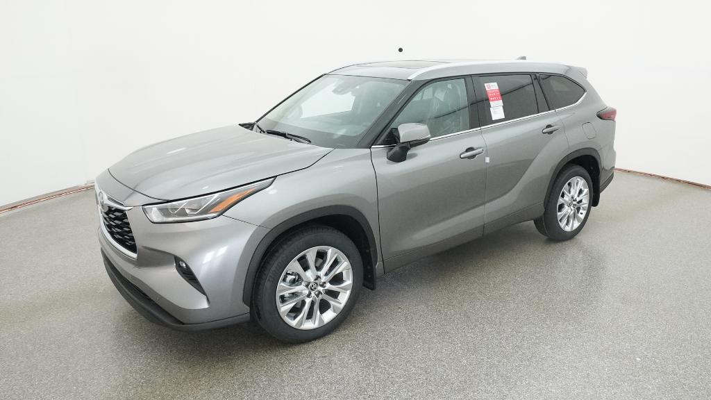 2026 Toyota Highlander Limited's photo