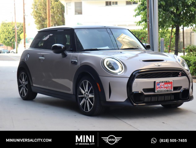 Certified Pre-Owned 2022 MINI Cooper S FWD Hardtop 2 Door