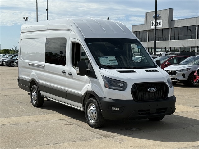 2025 Ford Transit photo 2