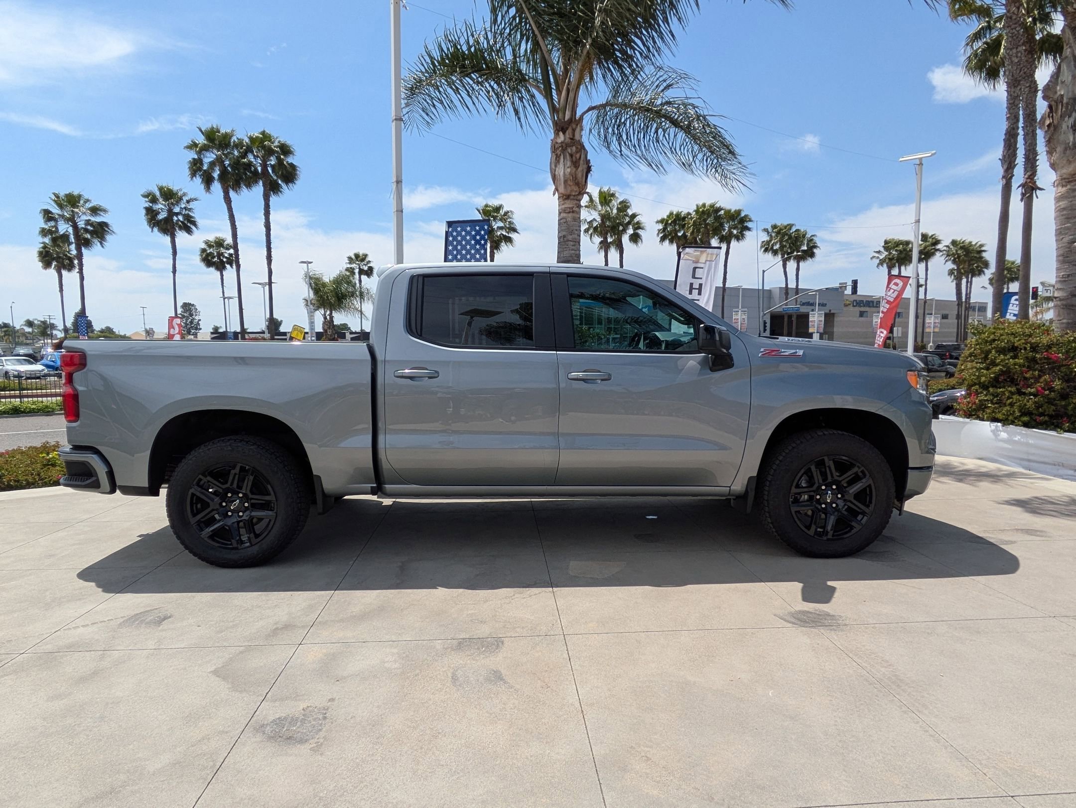 2025 Chevrolet Silverado RST photo 6