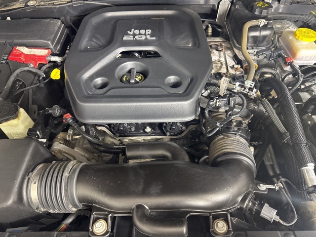 2020 Jeep Wrangler Unlimited Sahara photo 9