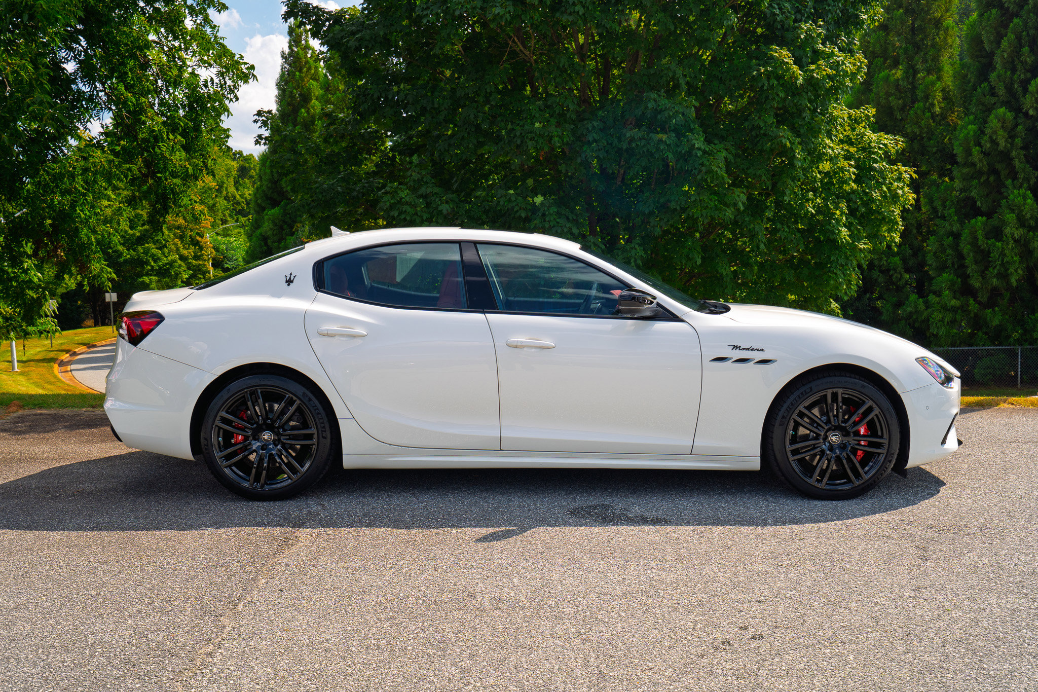 2022 Maserati Ghibli Modena Q4 photo 6