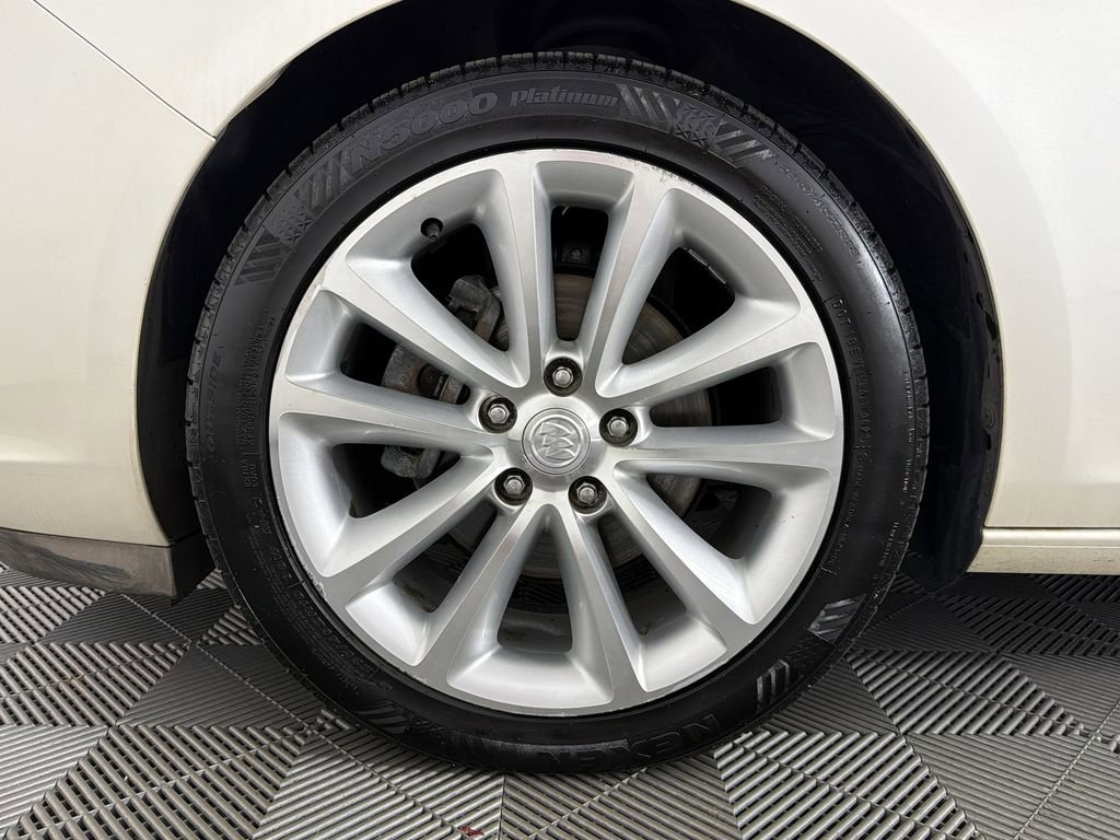 2013 Buick Verano Base photo 9