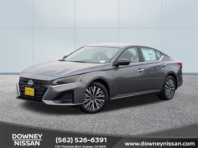 2025 Nissan Altima SV's photo