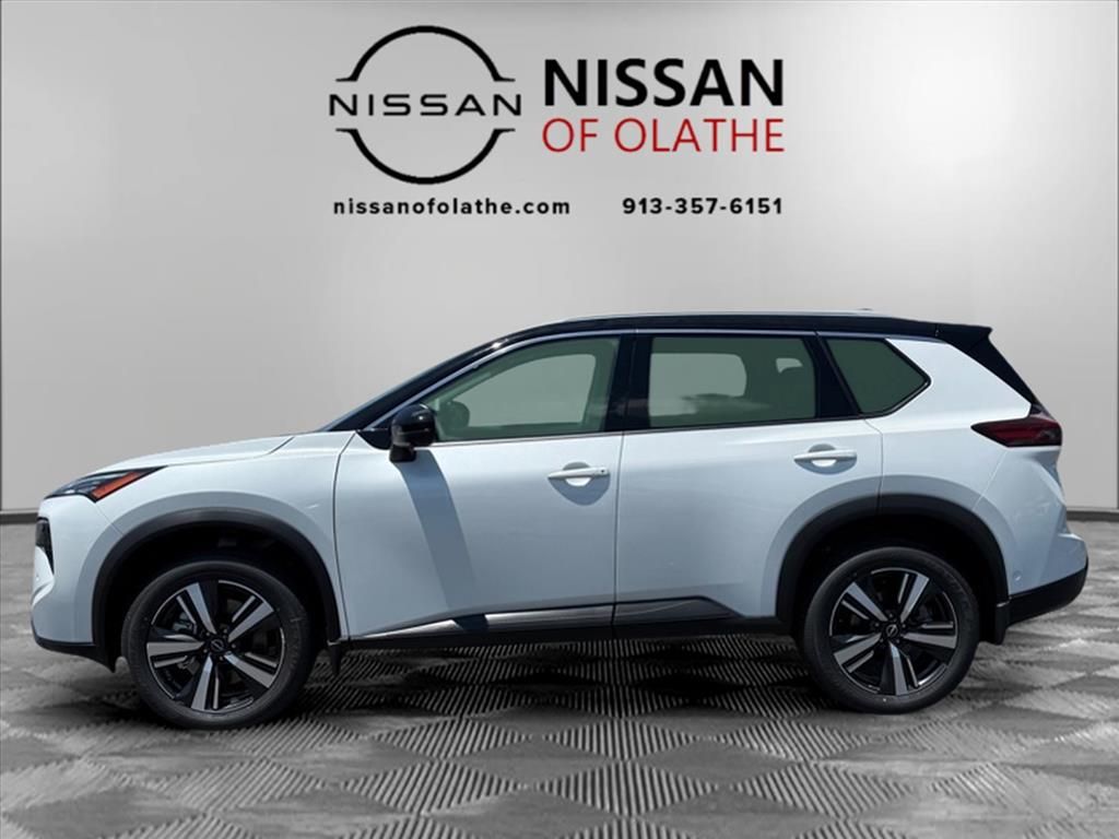 2025 Nissan Rogue SL photo 13