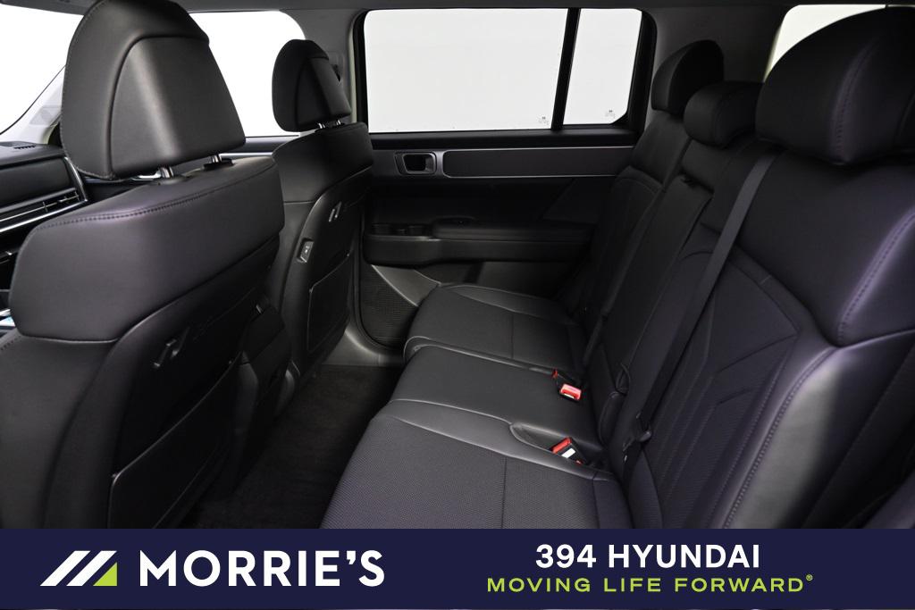 2026 Hyundai Santa Fe SEL photo 16