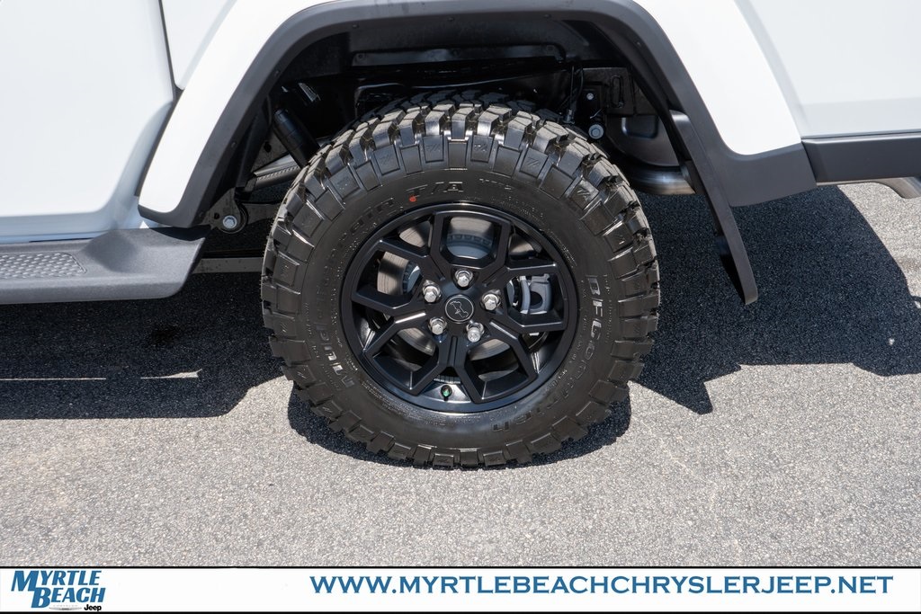 2025 Jeep Gladiator Sport photo 12