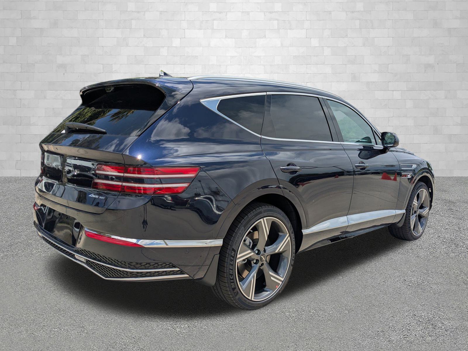 2025 Genesis GV80 3.5T Prestige AWD photo 2