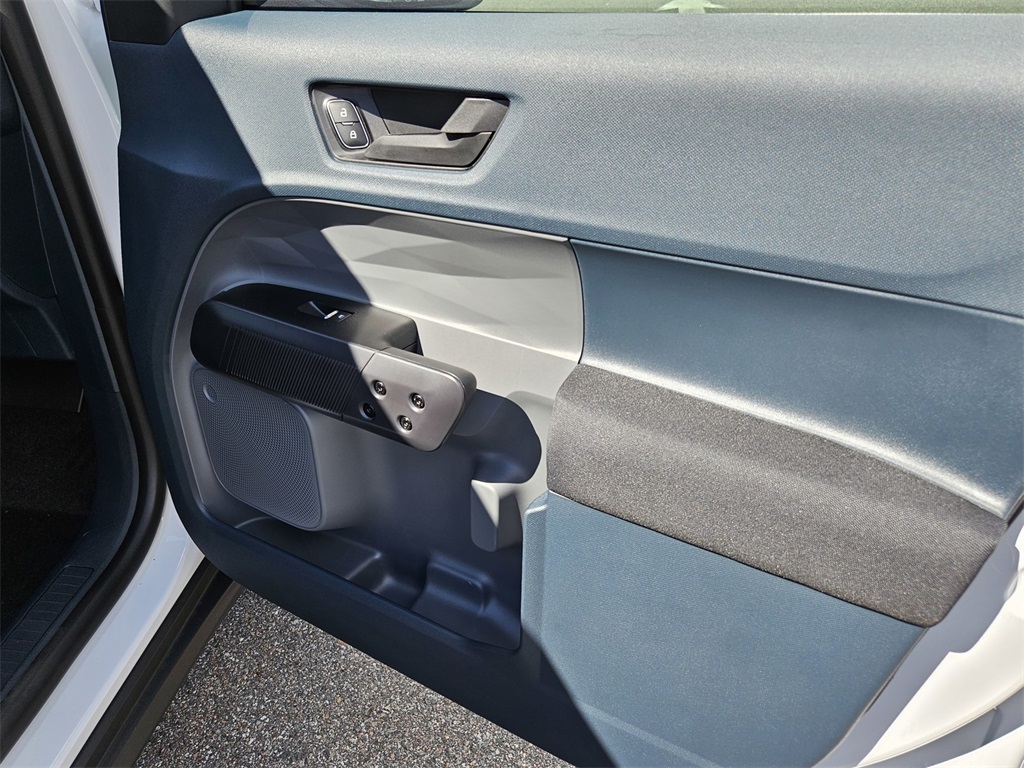 2025 Ford Maverick XL photo 30