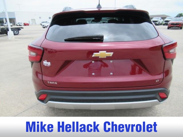 2024 Chevrolet Trax LT photo 11