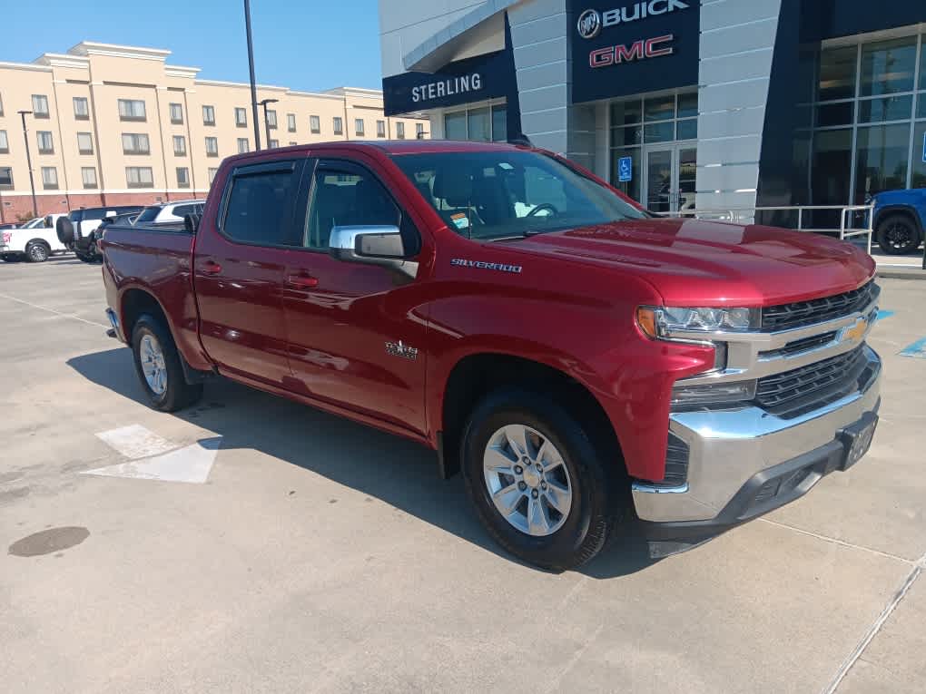2021 Chevrolet Silverado 1500 LT photo 4