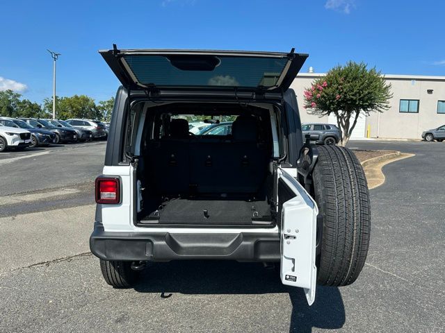 2025 Jeep Wrangler Sport photo 12