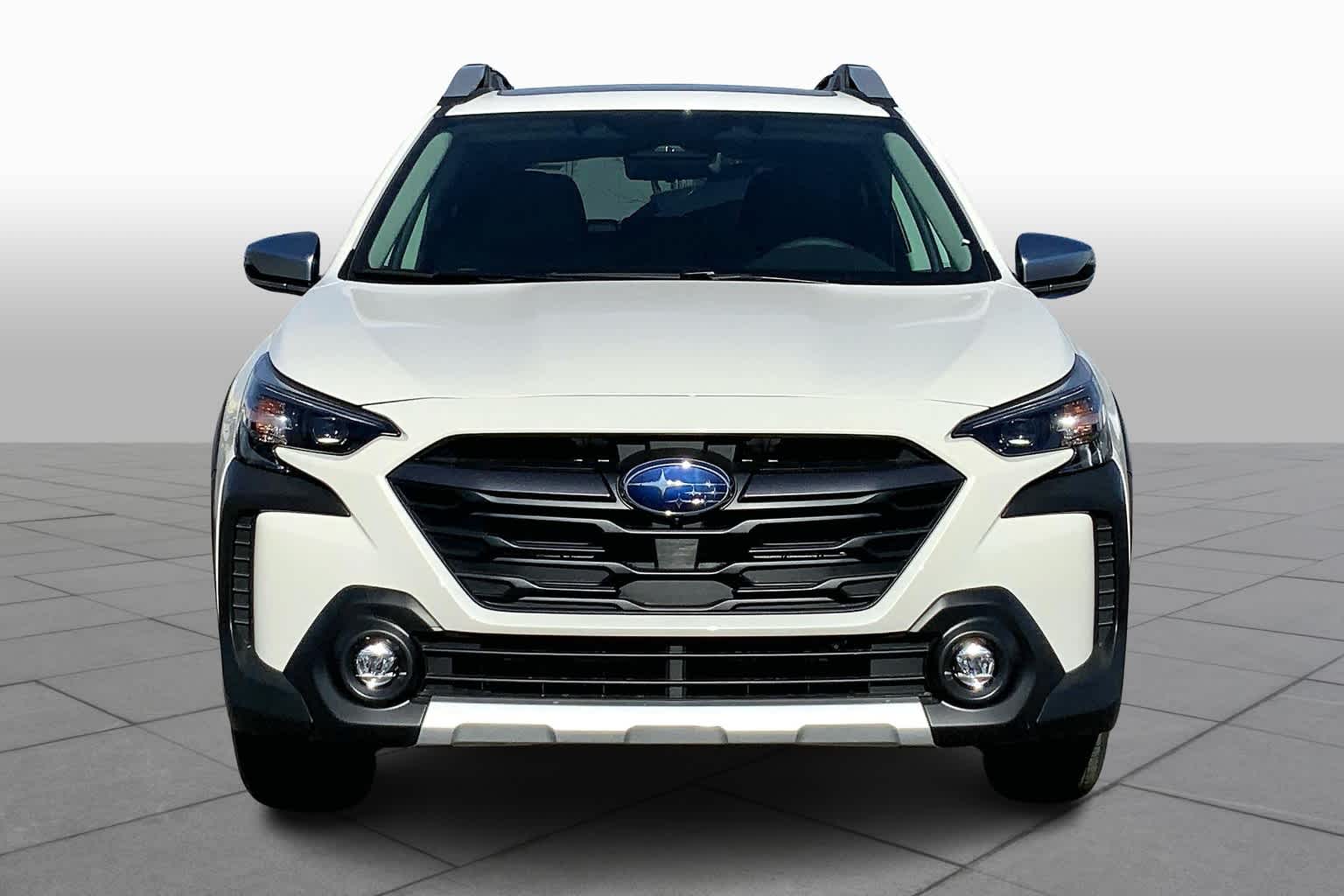 2025 Subaru Outback Touring XT photo 3