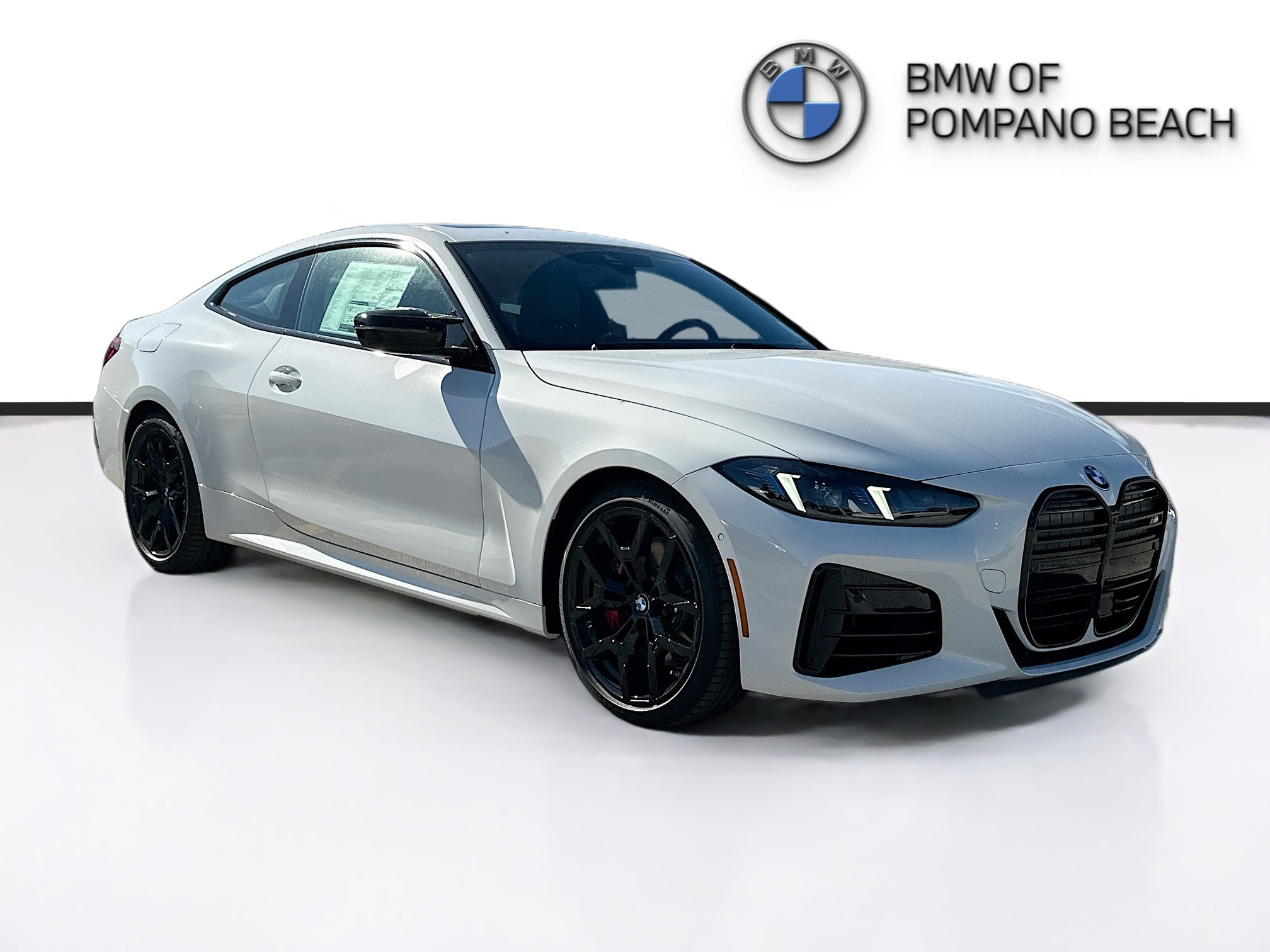 2026 BMW 4 Series M440i's photo