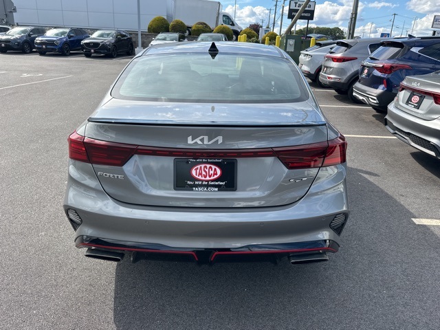 2023 Kia Forte GT photo 6